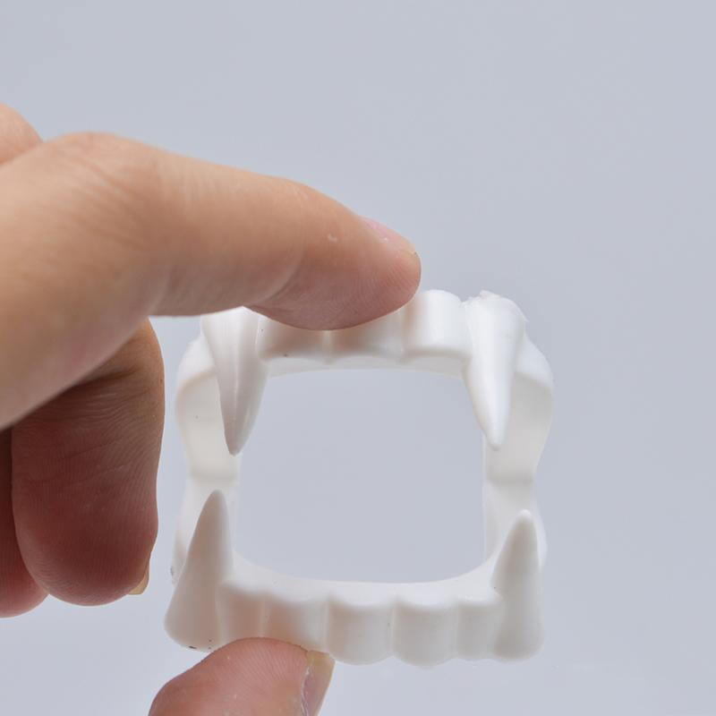 Halloween funny joke horror scary prank toy capsule fake blood pill vampire capsule Halloween party props