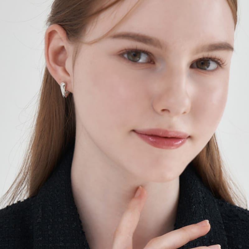 GEIGER Jewelry 925 Silver Ballroom Heart Waterdrop One-Touch Earrings GISVEE156