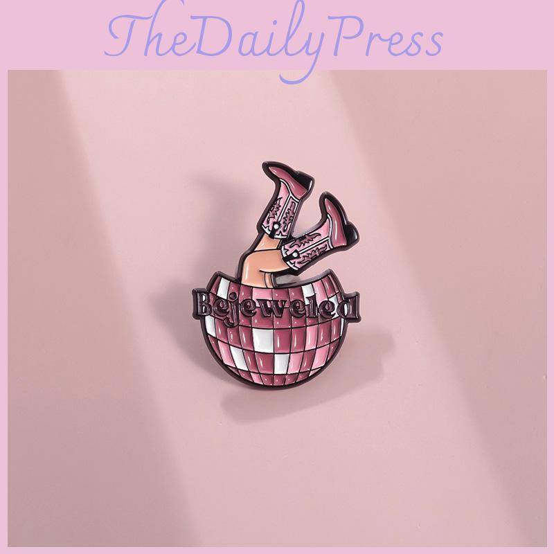 Swift Taylor Inspired Music Badge Brooch Stunning Glittery Boot Design Fans For