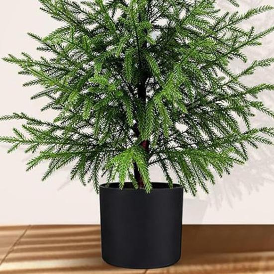 Umělý strom Norfolk Pine Real Touch Faux Zasazený vánoční stromek pro vstupní prostor, obývací pokoj, kancelář, byt, sváteční vnitřní venkovní dekorace