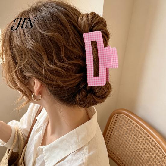 Hair Claw Clip Back Head Claw, Hollow Square Large Clip, Plaid Print Medium Anti-Slip Teeth Accessory for Daily Wear High Hardness