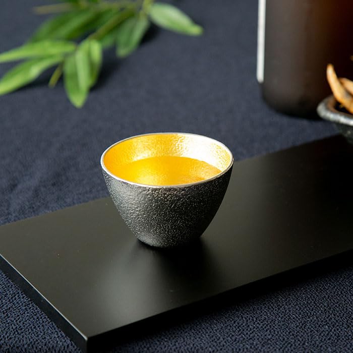 Red Cotton Ribbon Wrapped with Japanese Gui Cup Gold Leaf 90ml GuiGold [Nousaku Paper]