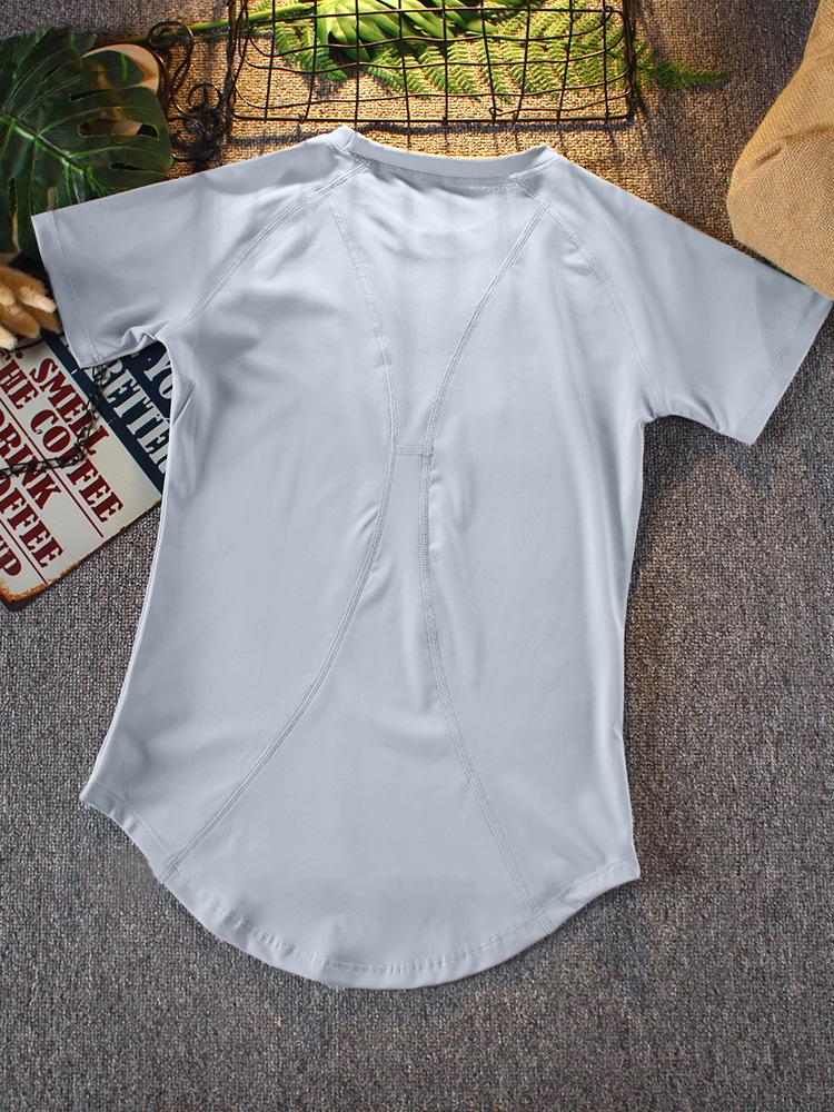 

Женский весенний комплект для йоги 2025: Короткие шорты и футболка для фитнеса с коротким рукавом S