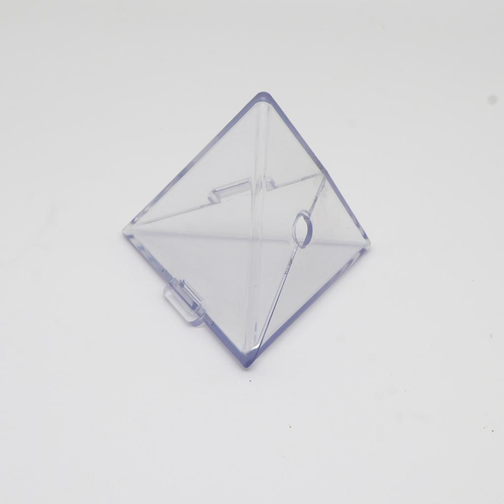 Molds for Cultivating Uniquely Shaped Fruits - Designed to Create Distinctive Shapes for a Variety of Fruits, Including Strawberries, Tomatoes