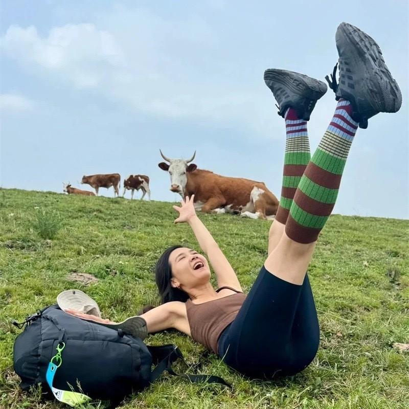 Popular Vintage Maillard Style Contrast Stripes Outdoor Fashion Skinny Stockings & Knee Socks Stacking Socks