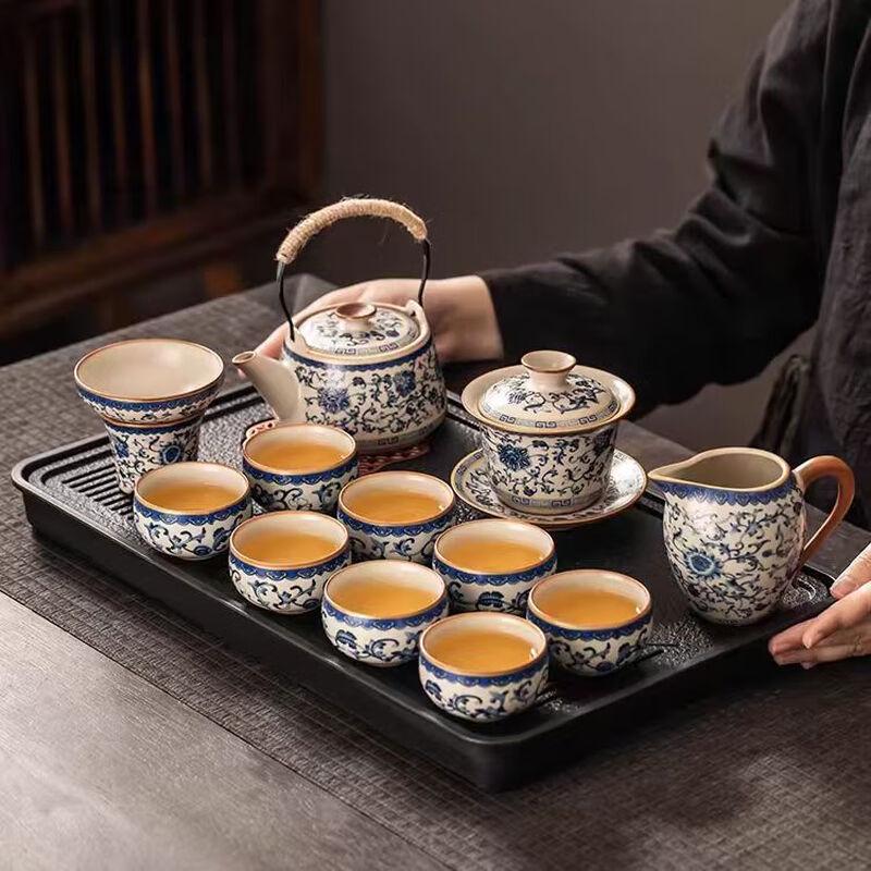 Ting Le Blue & White Porcelain Kung Fu Tea Set