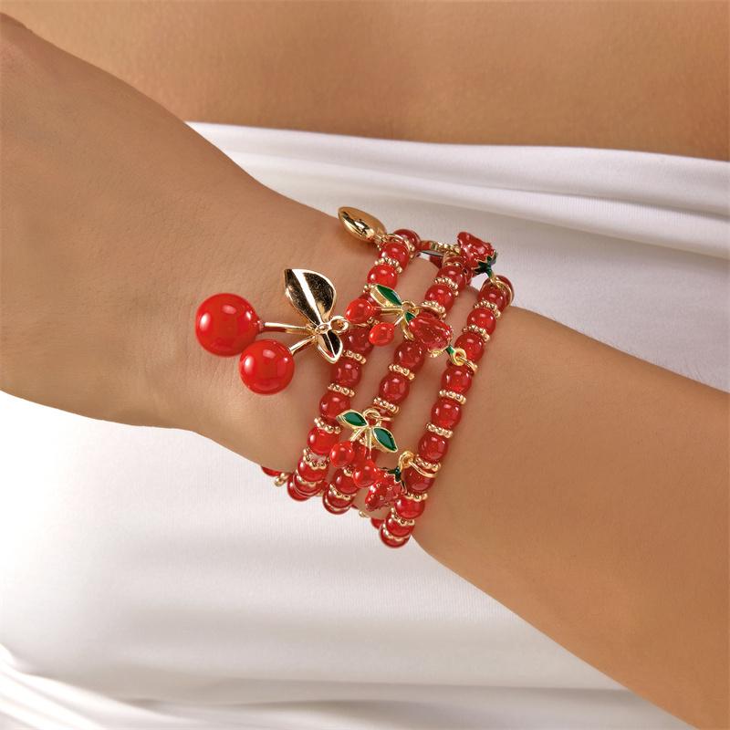 Fashion Cherry Shape Heart Pendant Bracelets Set for Women Handmade Red Beads Strawberry Stacking Bracelets Party Jewelry Gift