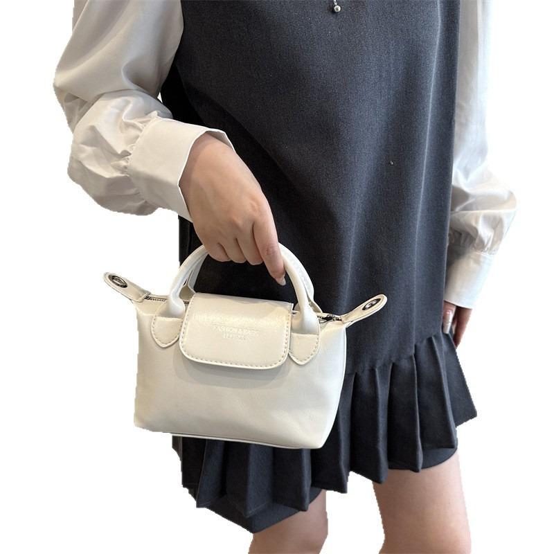 Spring and summer retro portable small square bag popular niche design women's bag versatile single shoulder diagonal span dumpling bag