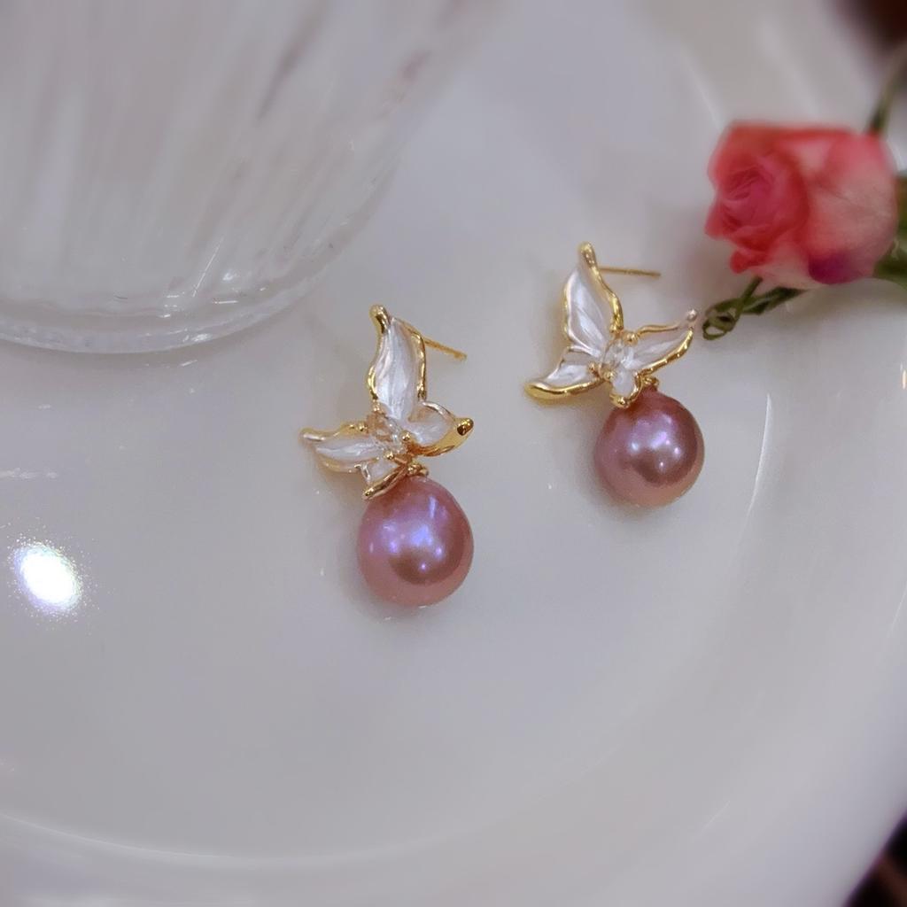Dancing butterfly gentle French temperament sweet earrings female flower natural purple Edison pearl stud earrings
