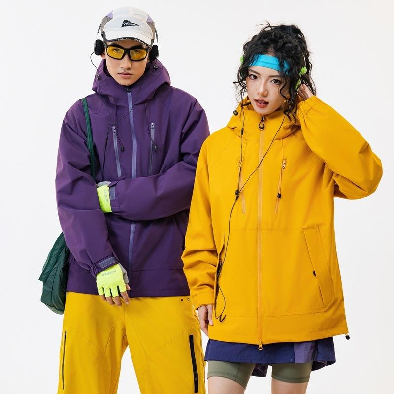 Outdoor Hiking Suit Couple's Three-in-one Jacket Men's Mountain Jacket Waterproof and Windproof Men's and Women's Tide Casual Jacket