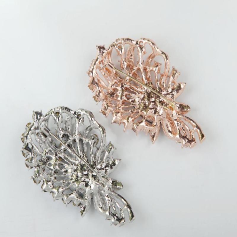 Vintage Luxury Rhinestone Crystals Brooches For Women Clothing Coat Jewelry Accessries Gifts