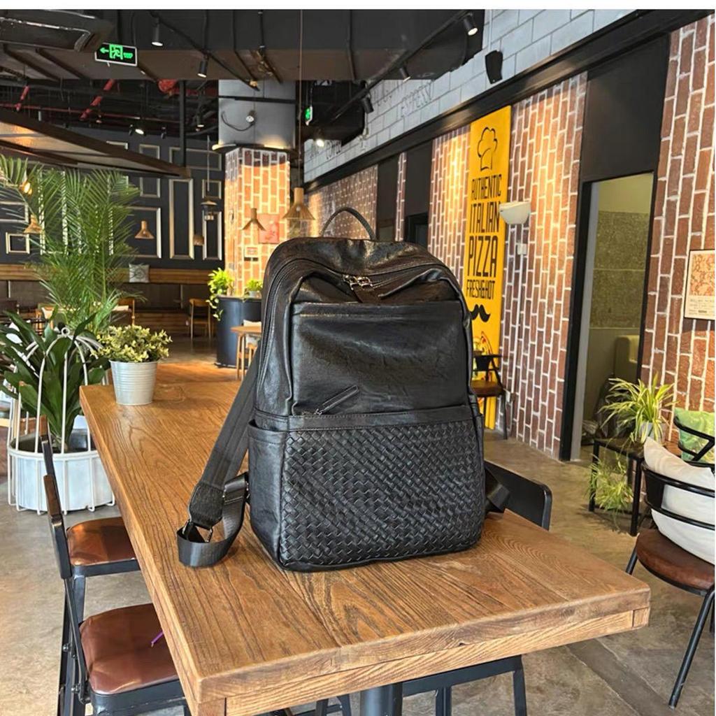 Men's Large Capacity Woven Backpack: 15-Inch Business Laptop Bag for Travel and Commute