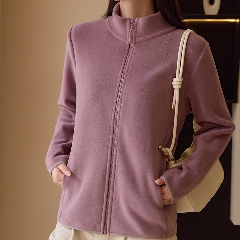 Женское осенне-зимнее пальто с воротником-стойкой — фото 7