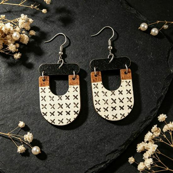 Retro Floral Bohemian Wood Earrings: Tree Leaf & Large Flower Design