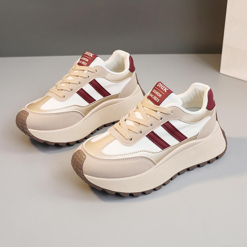 Women Causal Sneakers Platform 2026 Autumn Walking Shoes Woman Fashion Lace Up Sports Shoes Outdoor Non-slip Running Shoes