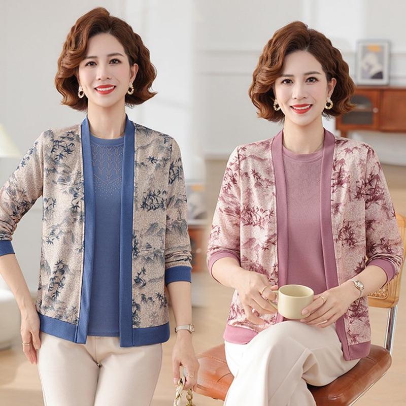 Stylish Knitted Cardigan & T-shirt Set for Middle-aged and Elderly Women - Spring/Autumn Belly-covering Design
