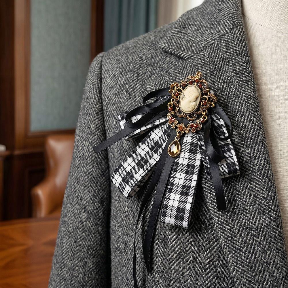 Ribbon British Retro Brooch Elegant Bow Accessory Academic-style Bow Brooch Women Accessory