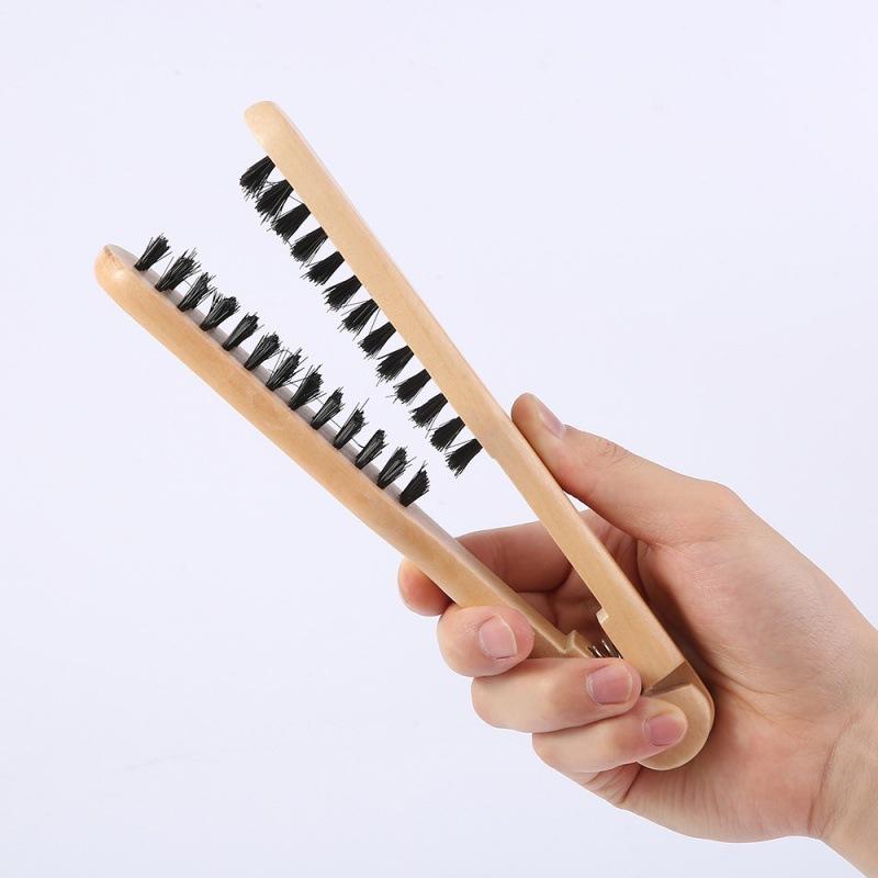 Wooden Handle Straightening Comb 2-in-1 Styling Comb & Hair Straightener for Smooth & Silky Hair, Anti-Scald Portable Hair Styling Tool for Home Trave