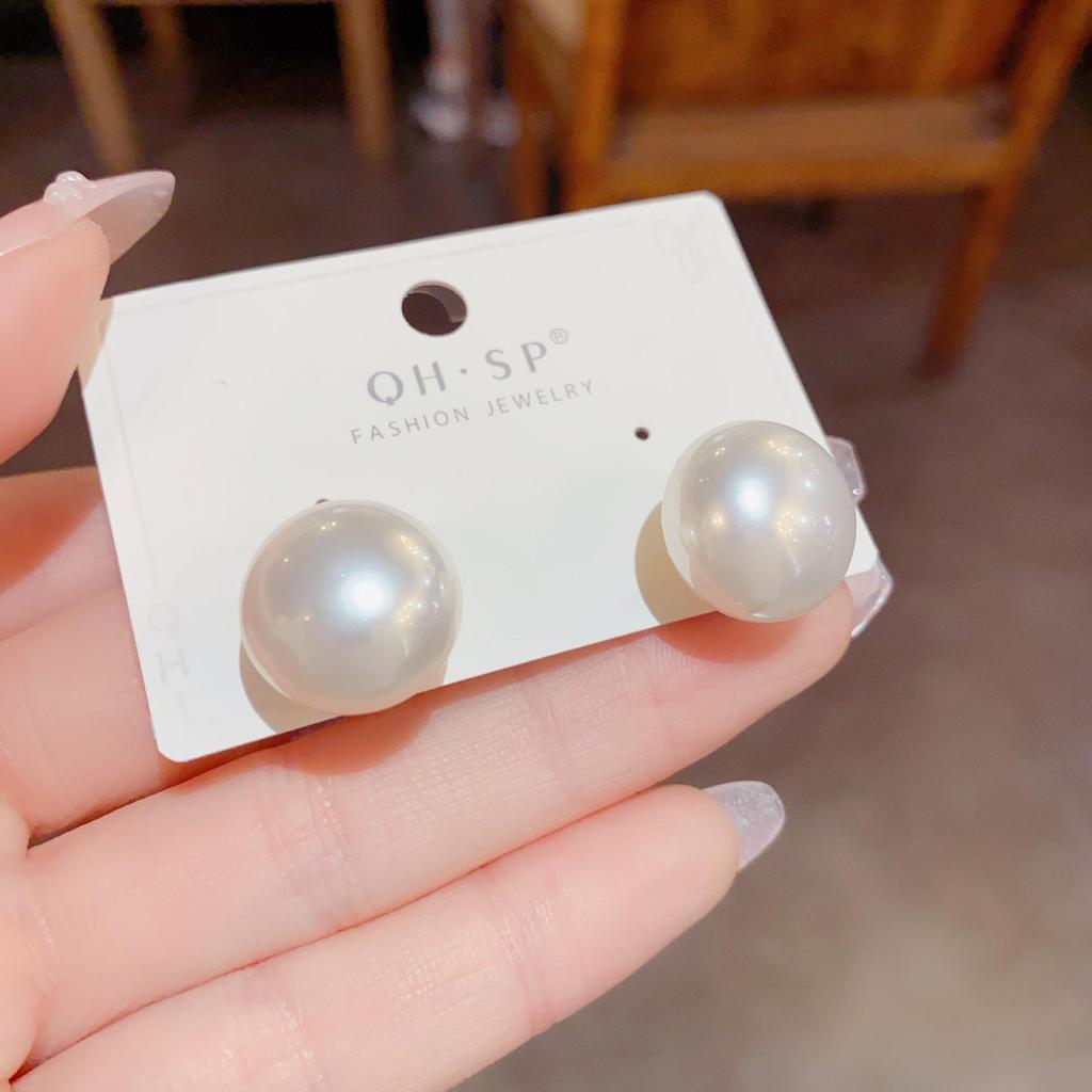 Milky White Pearl Stud Earrings - High-End, Trendy, Light Luxury Design