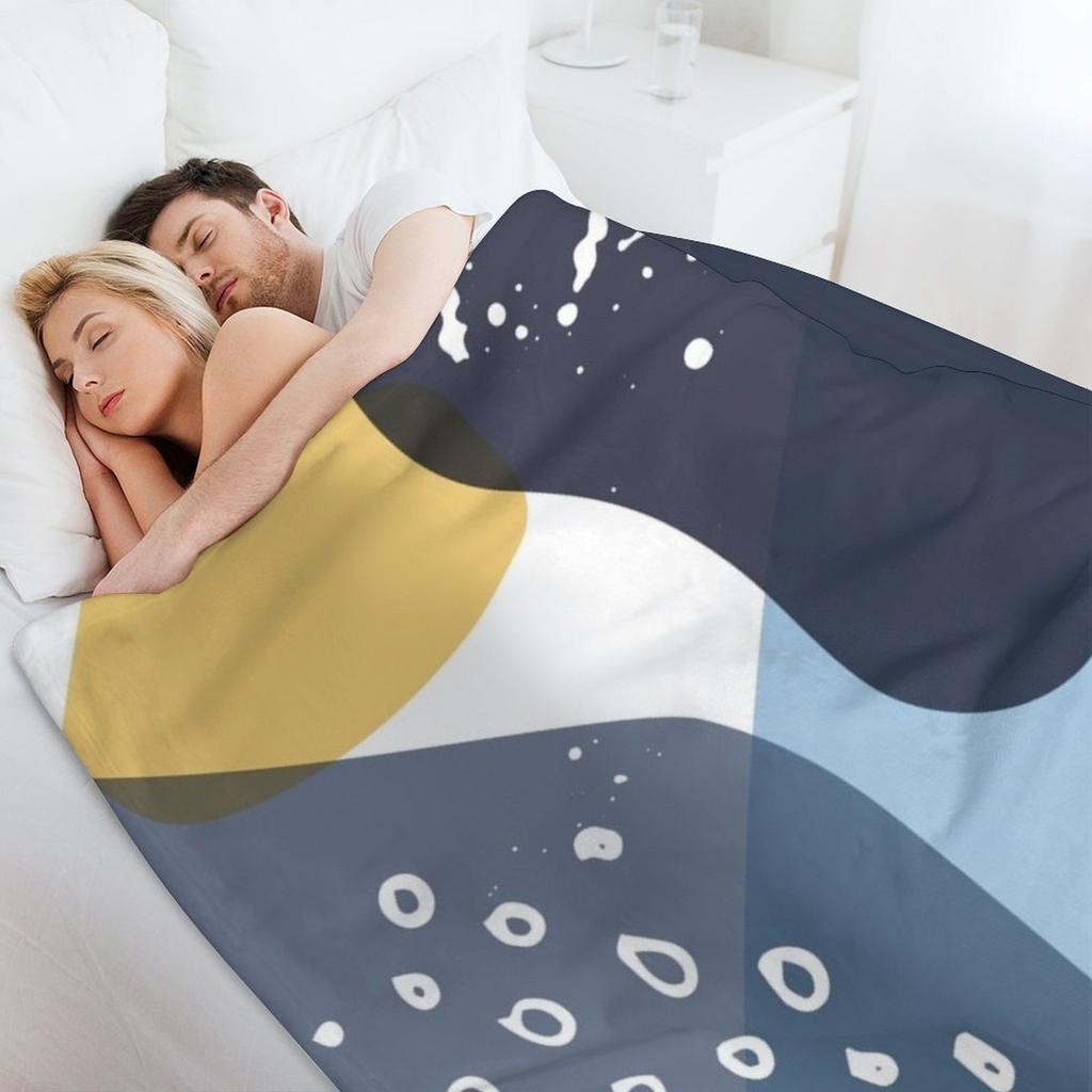 Abstract Minimalist No 5 Throw Blanket Fashion Sofas Manga Decorative Beds Plaid On the Sofa Blankets