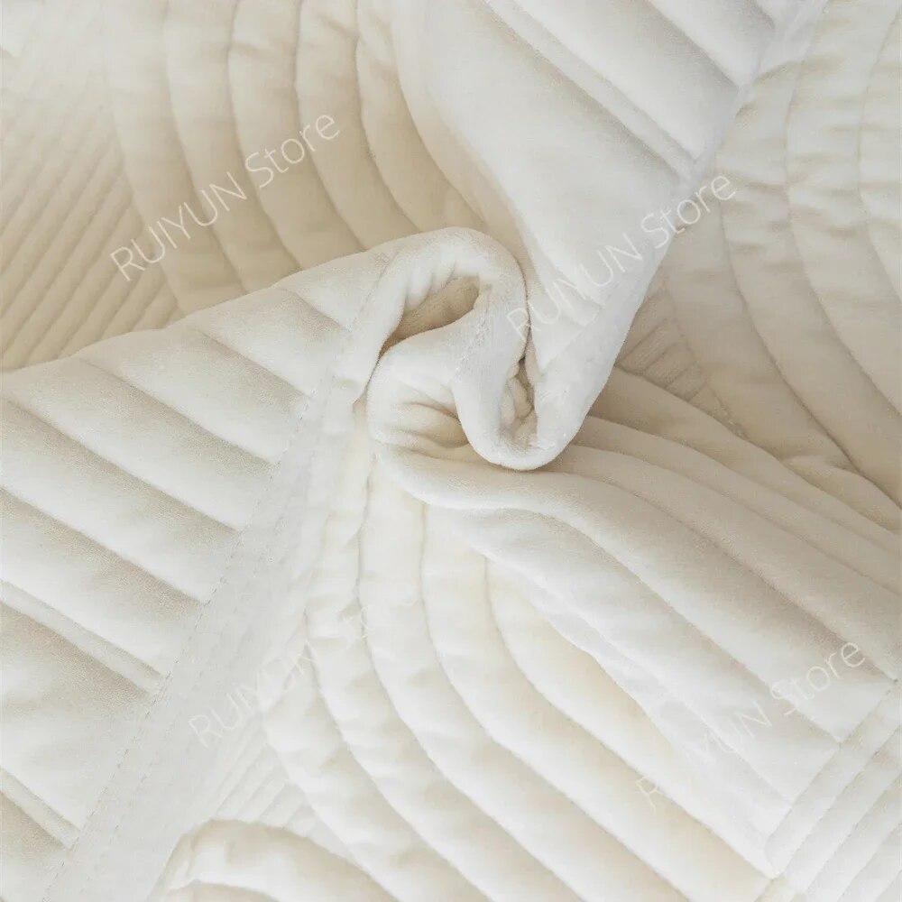 Newly Thicken Sofa Cover for Living Room Non-Slip Sofa Mat Winter Warm Couch Slipcover Protector Soft Sofa Towel Solid Color