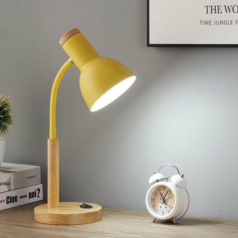 

Скандинавская ретро настольная лампа для защиты глаз - Прикроватная и настольная лампа для учебы с функцией подключения к сети