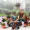 Decorative Rotating Iron Pinwheel Ornament Rural Ironwork Wind Spinner Easy Installation for Garden Yard Red Copper