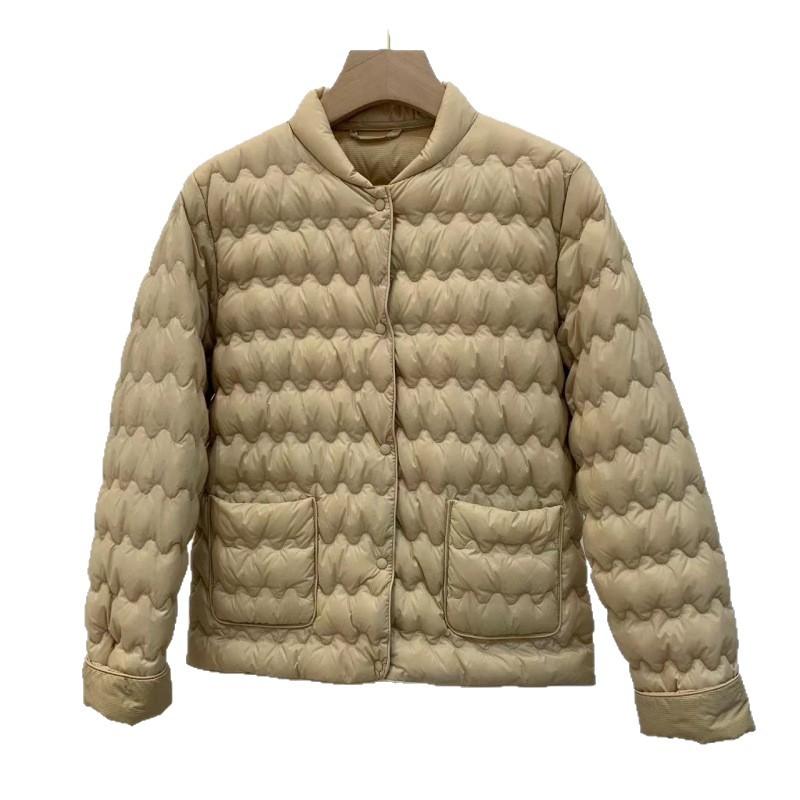 Light and thin white duck down! Winter new loose straight wavy stand-up neck down jacket women's short jacket