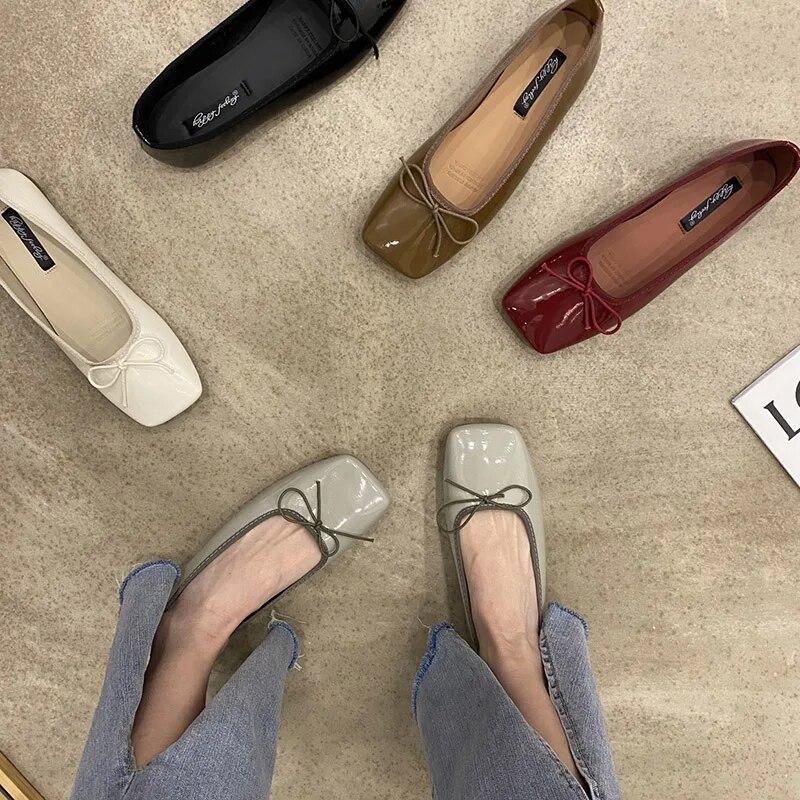 Damen Ballerinas Lackleder Bootsschuhe Bowtie Slip on Flache Schuhe Damen Ballerinas Weiß Schwarz Frühling Herbst