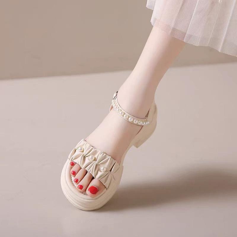

Сандалии с мягкой подошвой Pearl женские летние 2025 года, новая корейская версия, юбка в стиле феи с толстой подошвой, модные сандалии с одним словом на поясе женские 35