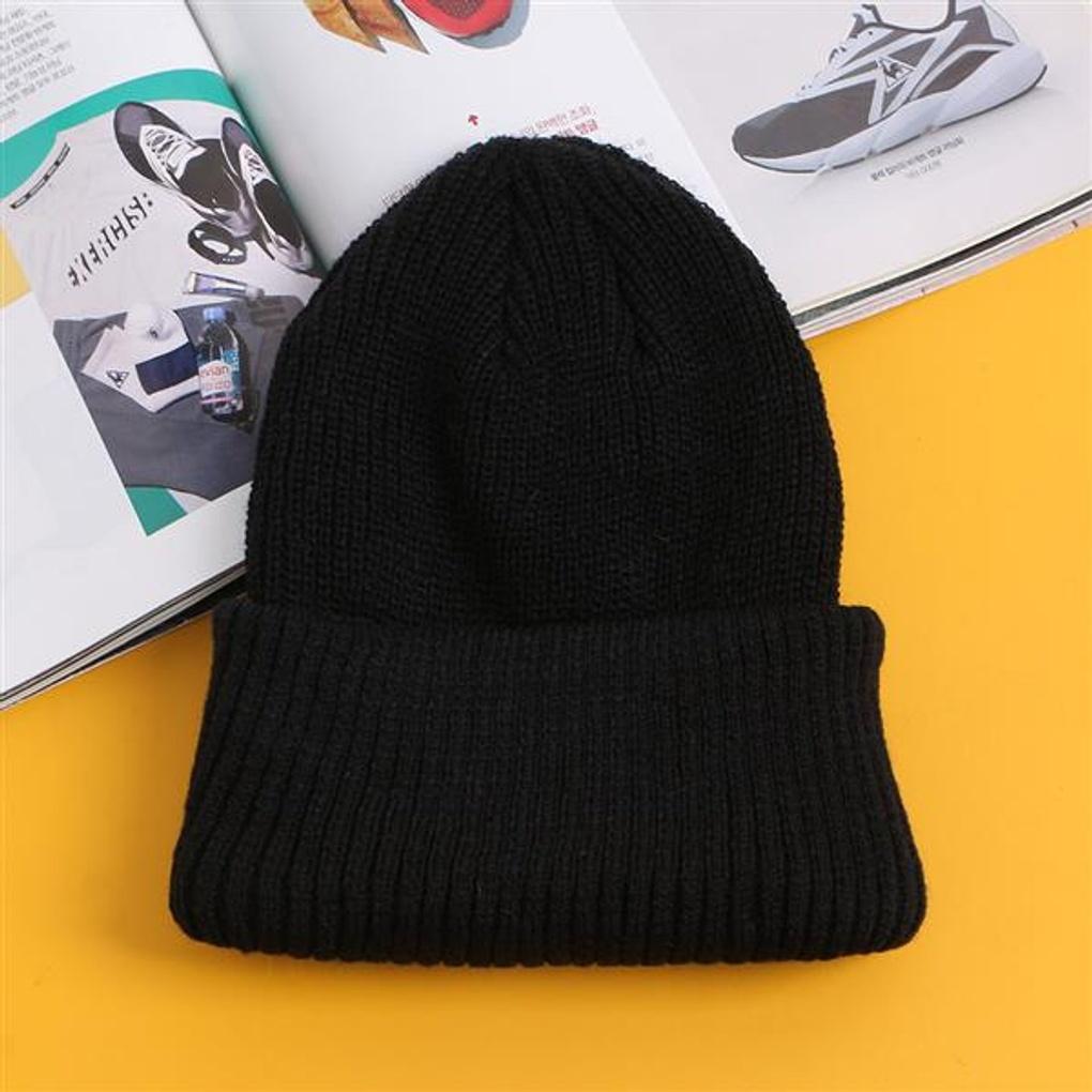 Daily Fashion Beanie (Black) / Winter Knit Hat