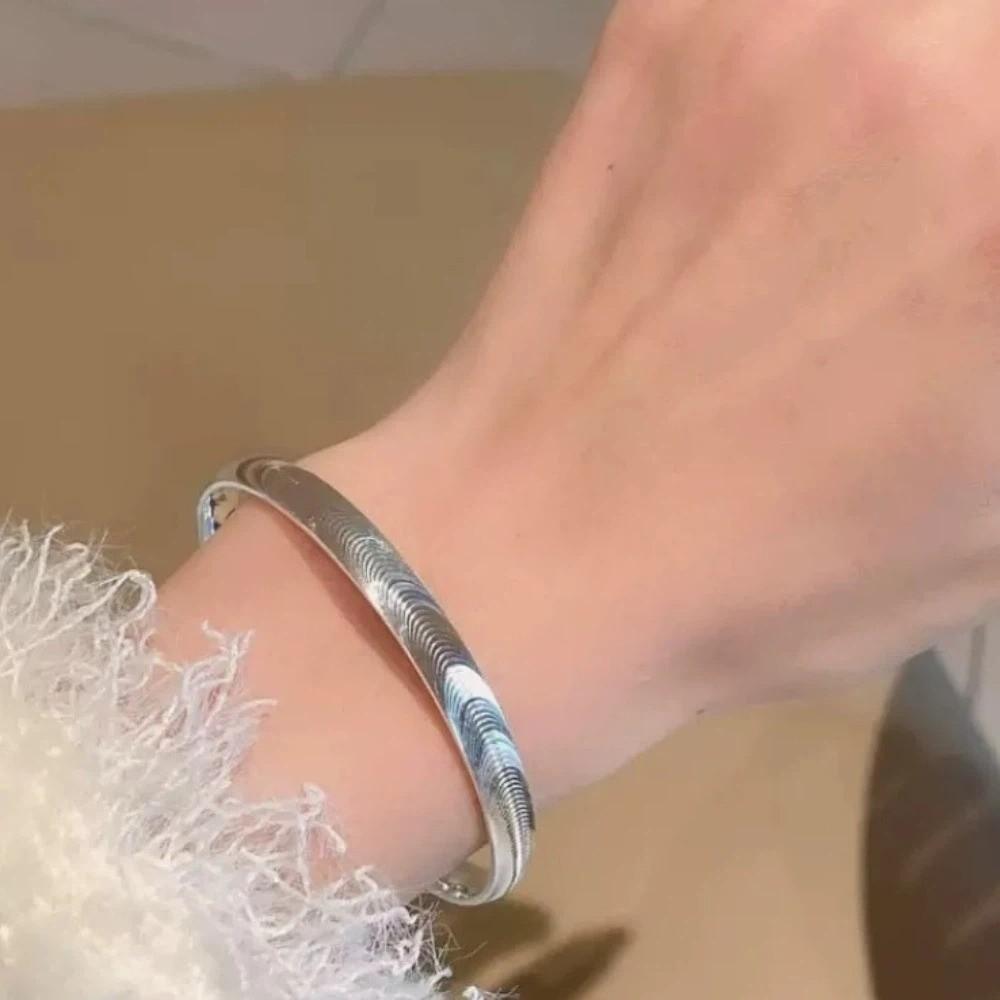 Zinc Zinc Alloy Cat's Eye Bracelet Waterproof Golden Wristband Versatile Opening Brushed Bangle  Friends