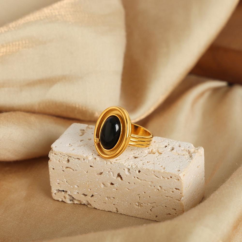 Exquisite Agate Pendant OT Clasp Necklace & Personalized Titanium Steel 18k Gold Ring Set
