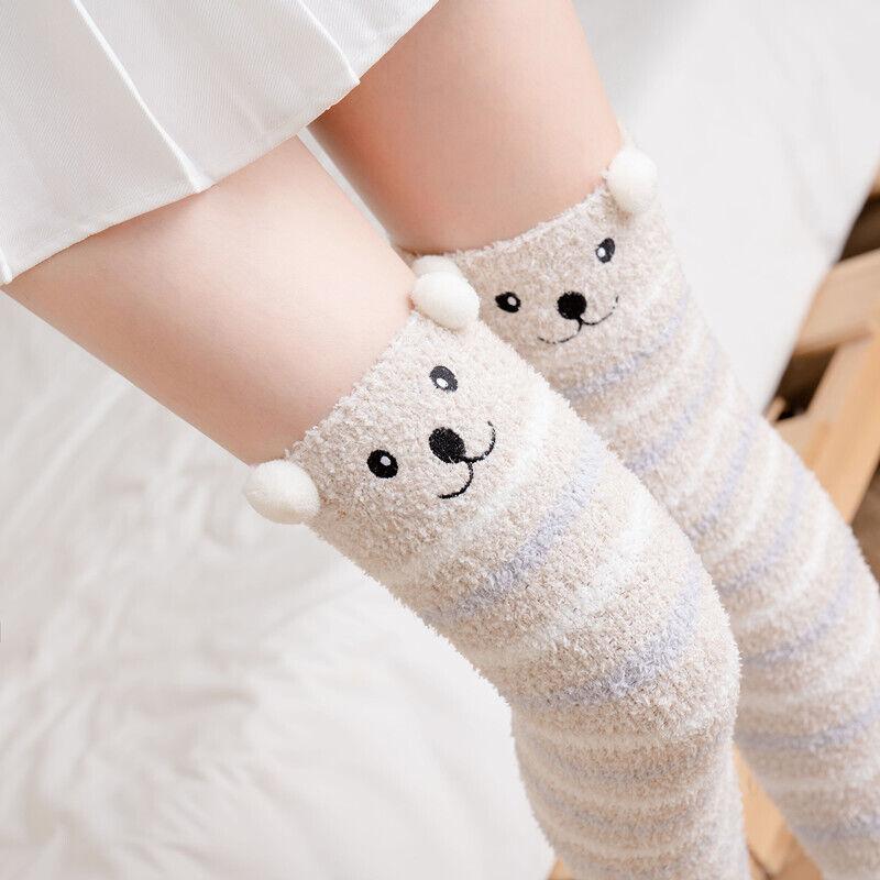 Kurze/lange flauschige warme Bettsocken, kniehoch, für den Winter, schwarze Pfote, Katze im Hut, weich