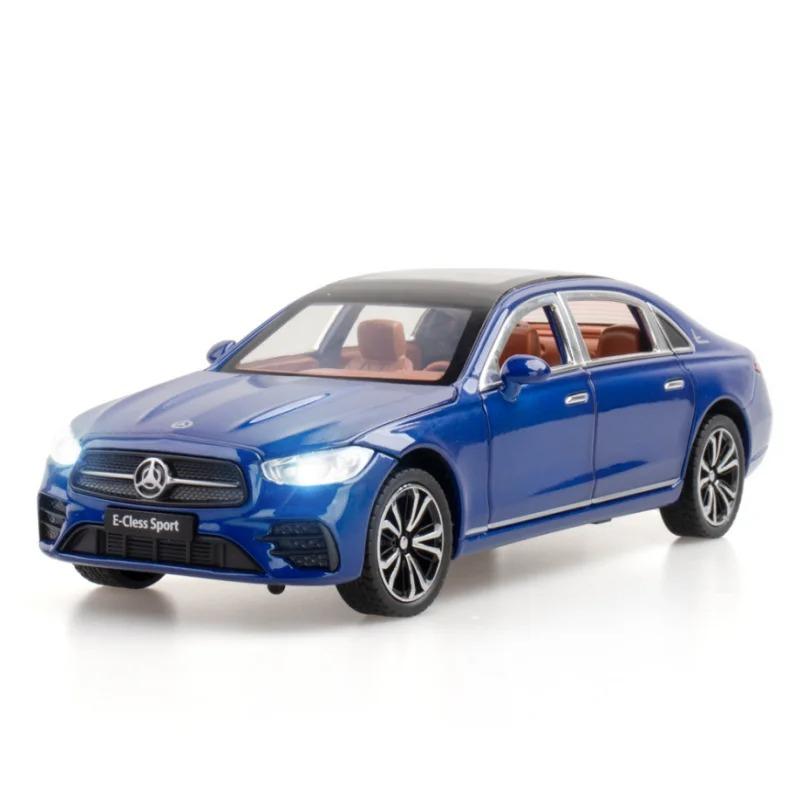 

1/24 Benz E-Class E300 L Модель легкосплавного автомобиля, литая игрушка, металлические транспортные средства, высокая имитация, звук и свет, инерционная игрушечная машинка, коллекция, подарок синий