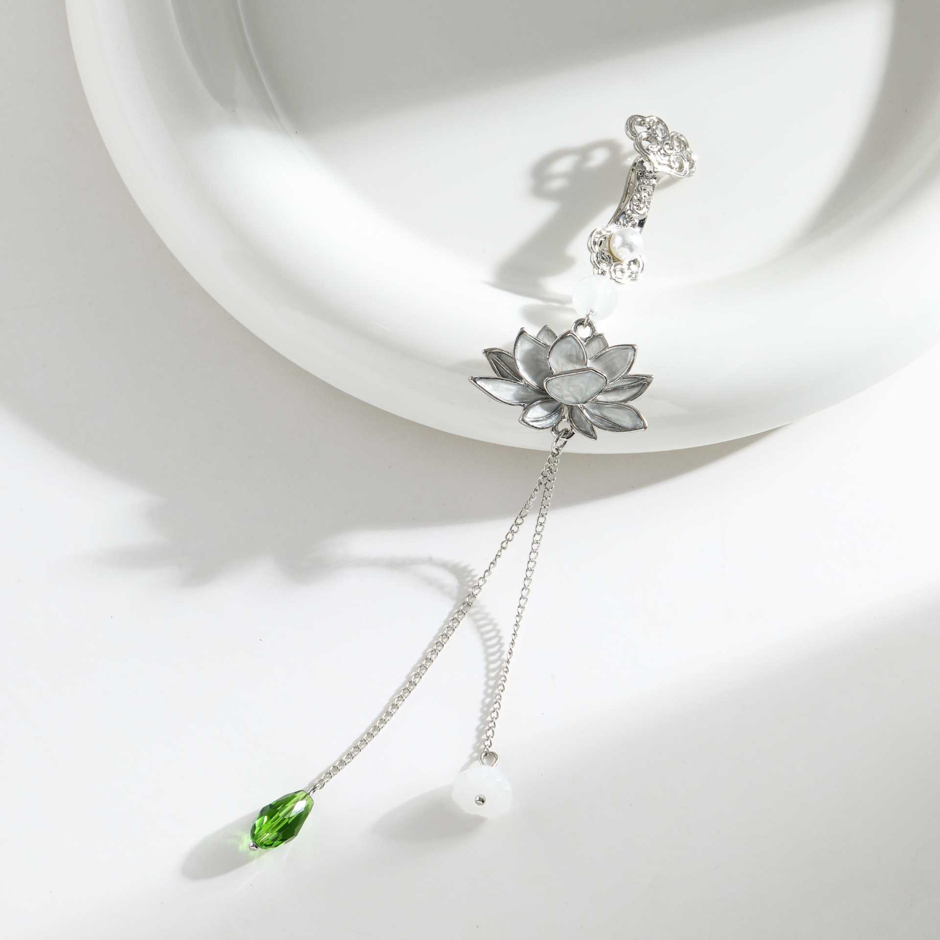 

Подвеска для конского платья Брошь Пипа Кисточка Нажимная планка Женская Ханфу Чеонгсам Пряжка Аксессуары Женские