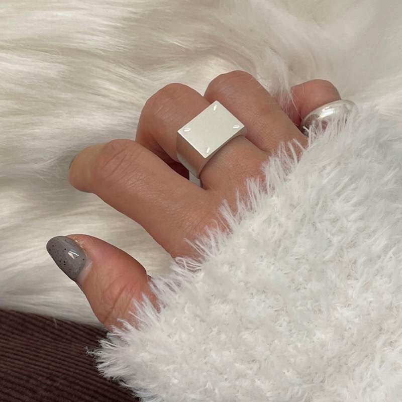 European and American Women's Geometric Three-Dimensional Hip-Hop Disco Square Ring