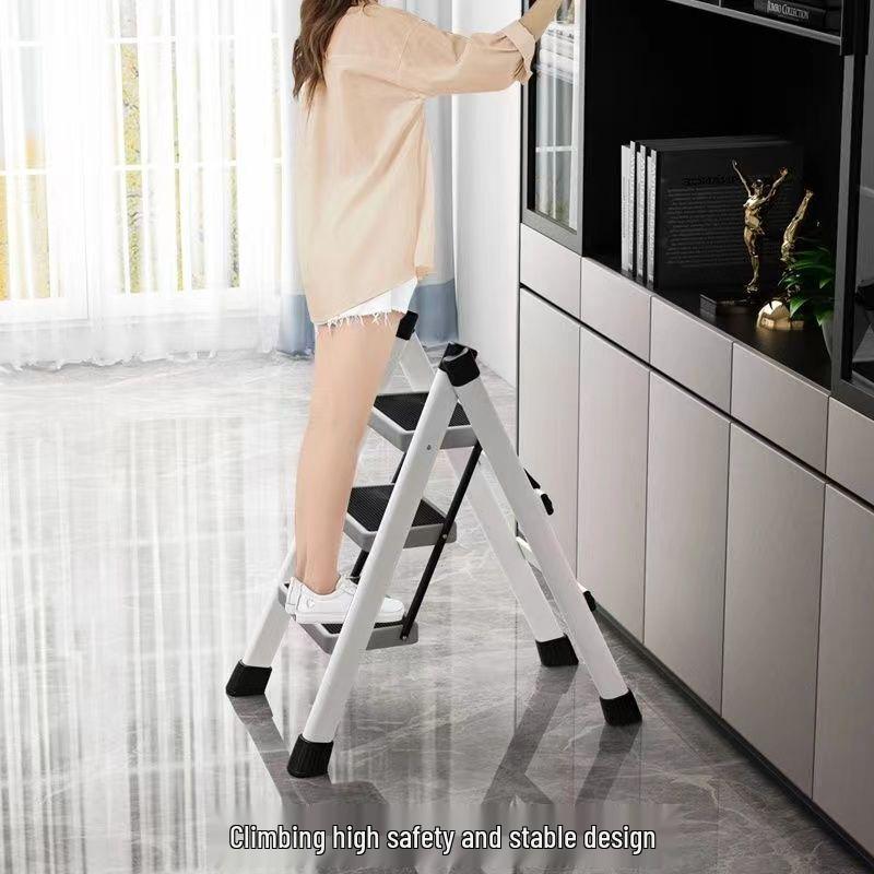 Kompakte, leichte 3-Stufen-Falt-Teleskop-A-Rahmen-Leiter