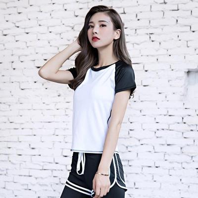 Oberteile – T-Shirts