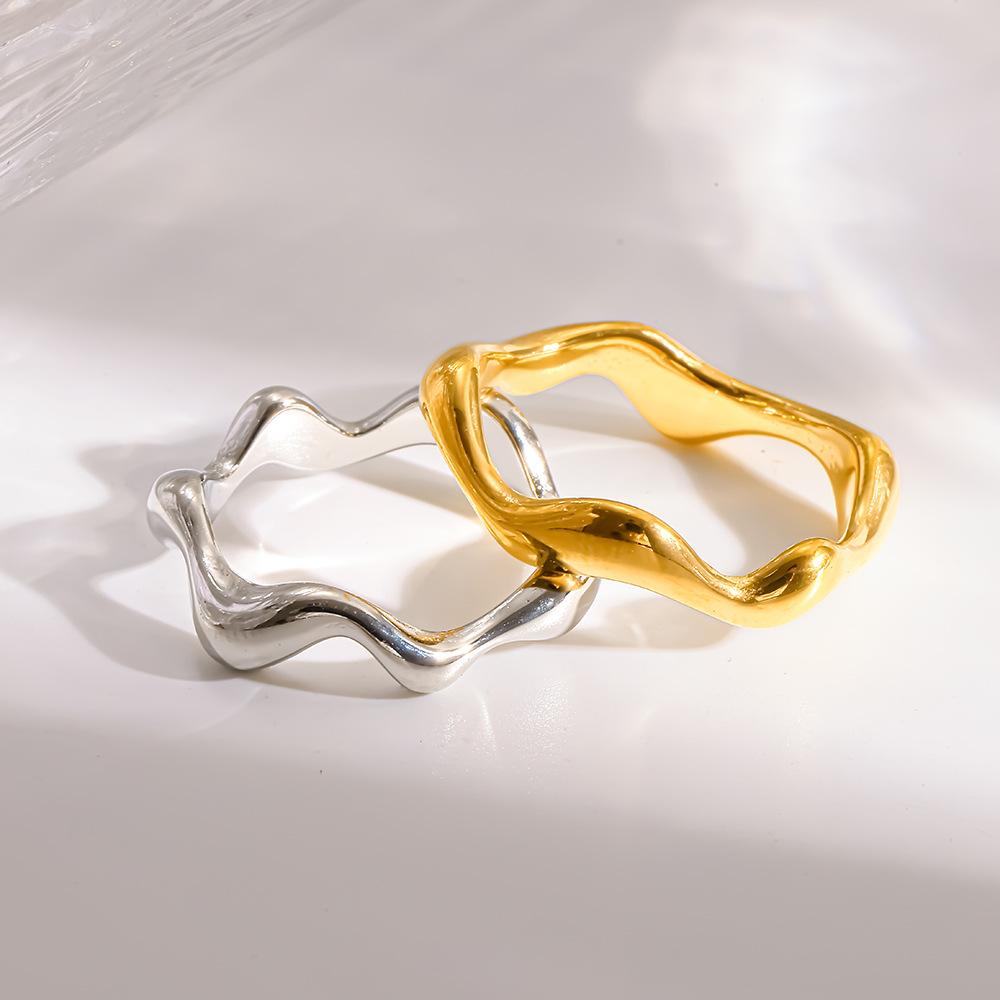 Plain Ring Plated 18K Gold Stainless Steel Wave Ring Waterproof ins Niche Jewelry