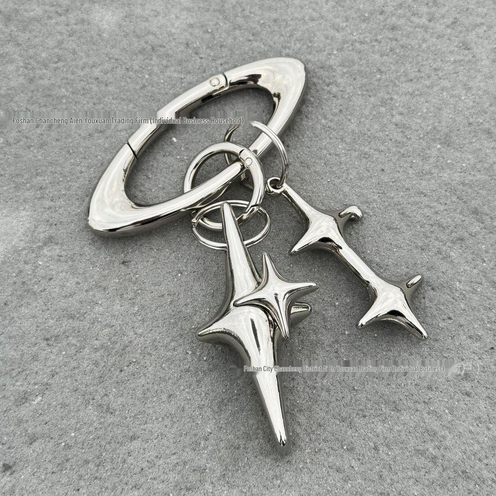 Ainsworth Starlight Feuerzeug Hülle Schlüsselanhänger mit Flaschenöffner und Ornament