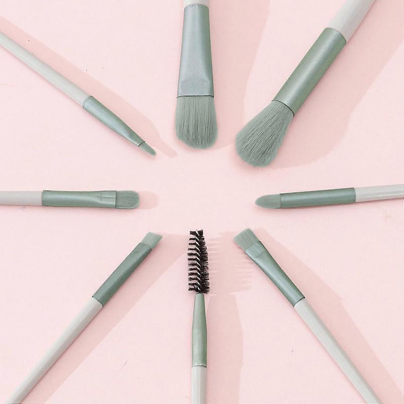 8pcs Makeup Brush Set for Face Loose Powder Blush Concealer Eyeshadow Radiant Look for Christmas Parties Travel-Friendly Design