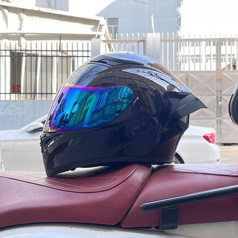 Full Face Motorcycle Helmet With Rear Wing Spoiler ABS Material Bluetooth Compatible Men All Season Riding