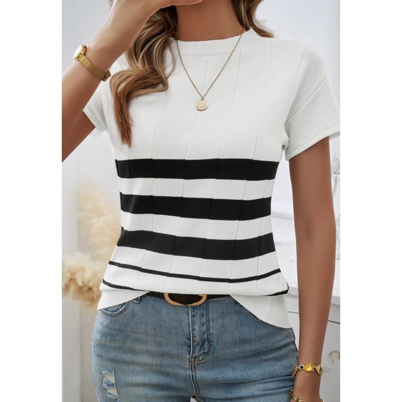 Top with spring temperament slim striped short-sleeved sweater