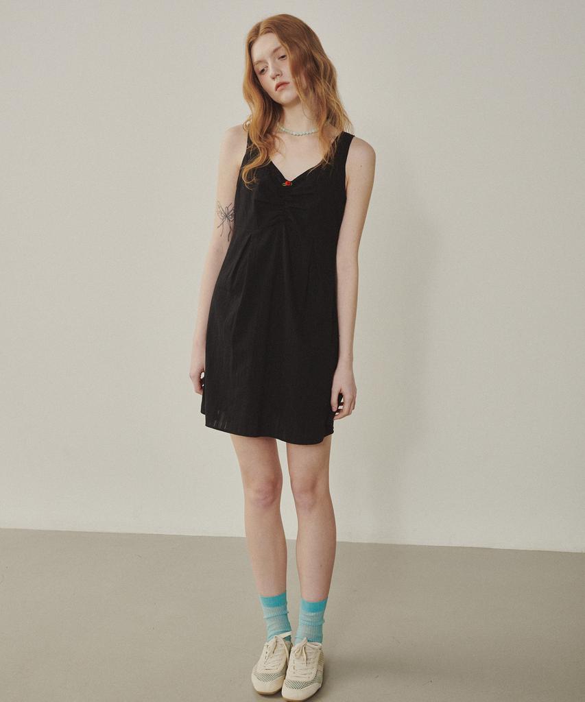 Melly And Rose Rose Embroidery Mini Dress (315299)_Black