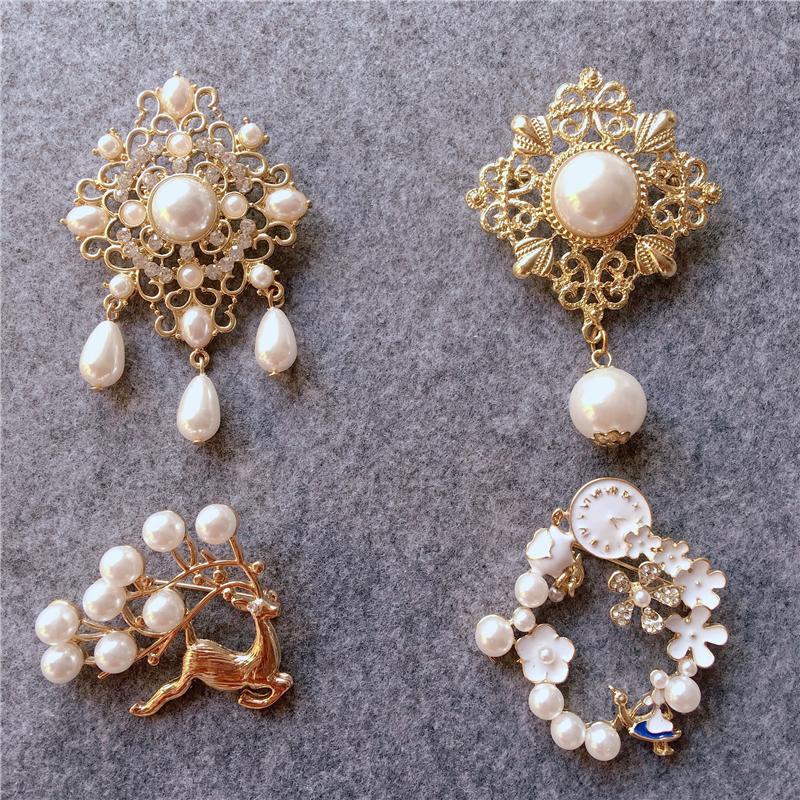 

Vintage Fawn Pearl Coat Pin Cardigan Buckle Brooch Woman Hat Coat Brooches Accessories