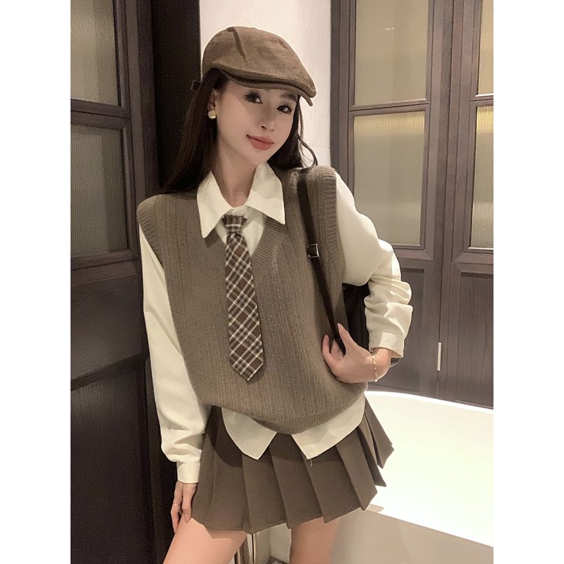 

Kumikumi Preppy White Long sleeve Shirts Stacked Sweater vest Women Autumn Slimming Pleated Skirt Three-Piece Set Pleated Skirt L