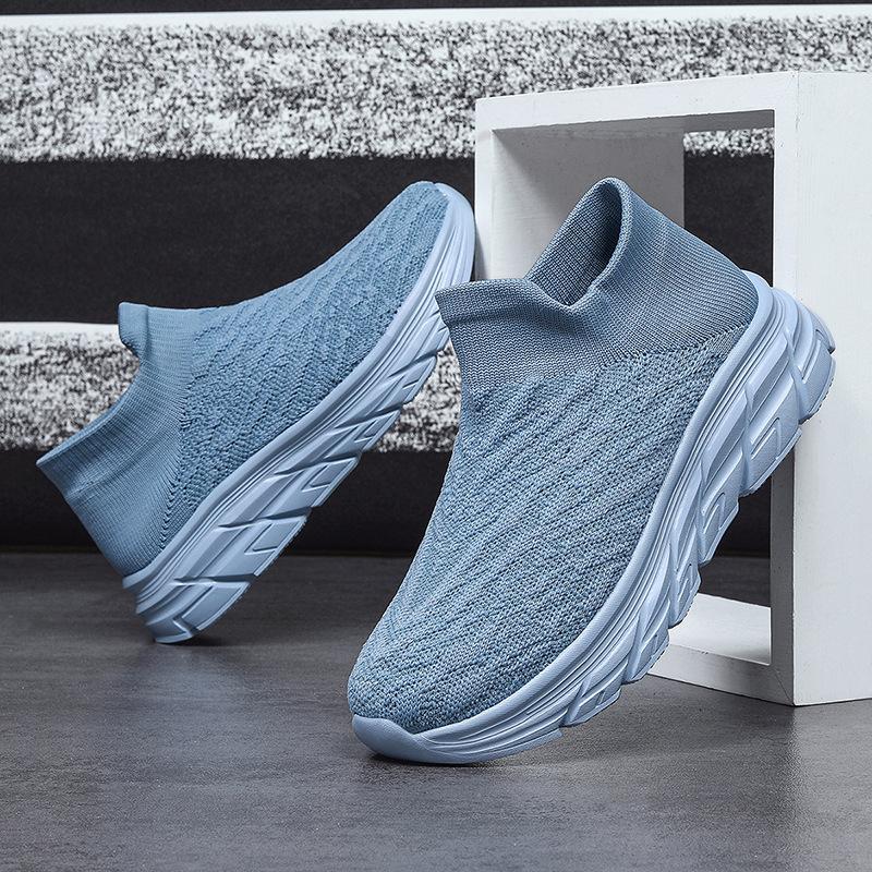 2025 new men's and women's shoes summer one-pedal lazy socks ultra-light sports shoes fashion casual couple shoes