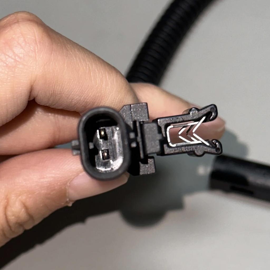 Replacement Oil Pan Sensor Oil Level Sensor 31478111 31370845 30758086 Auto Accessories for S60 S60L V40 S80 S90 S90L