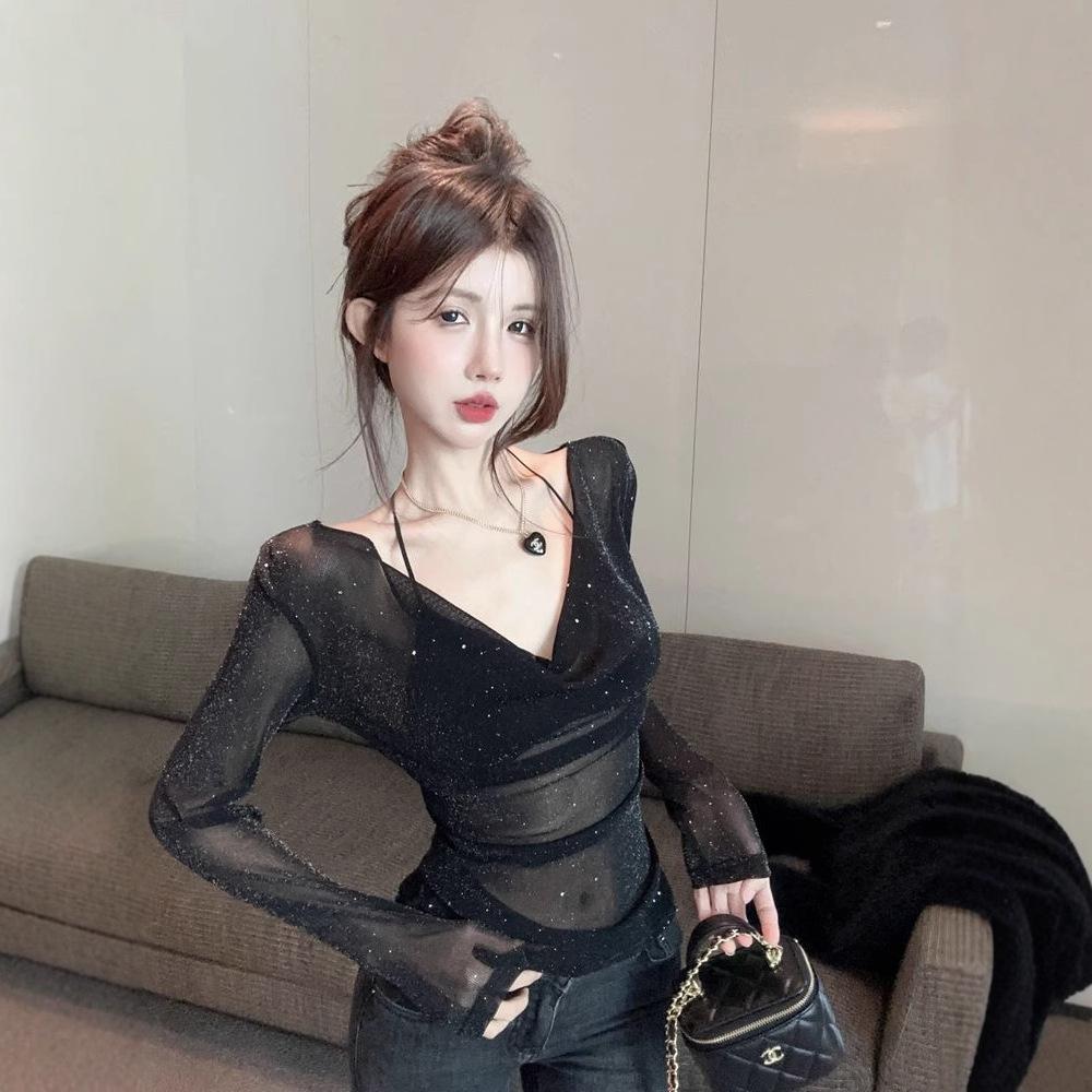 Chic Slim and Thin Sweet Spice Girl V-neck Collarbone Short Top Design Bottoming Shirt